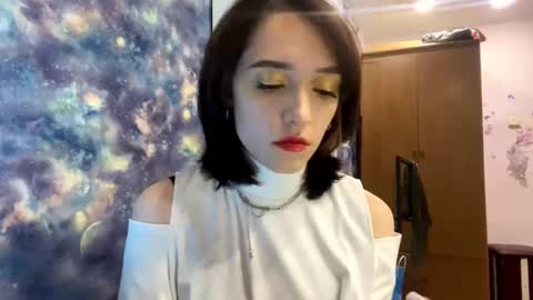 Minro online show from 6, 11, 2025