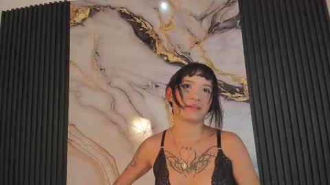 Snapshot of azul_honey chatting on 17, 11, 2025 HONEY AZUL online show from 17, 11, 2025