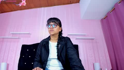azul_moonn online show from 6, 10, 2025