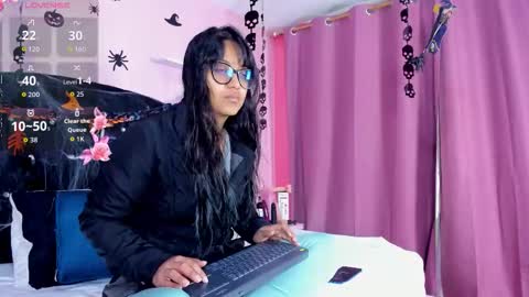azul_moonn online show from 26, 10, 2025