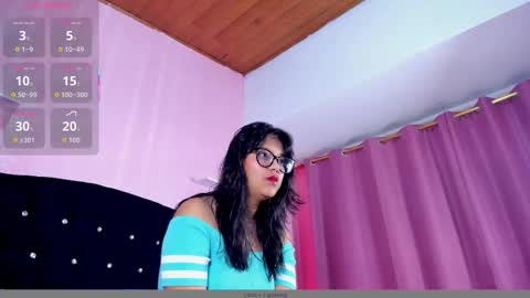 azul_moonn online show from 18, 11, 2025