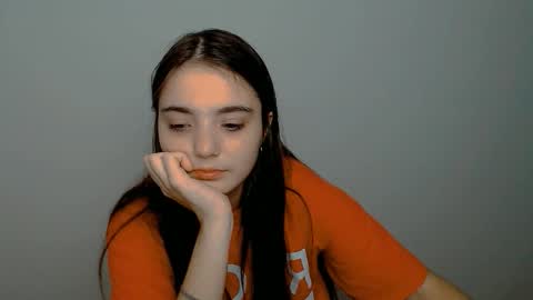 azumi_chan_ online show from 12, 9, 2025