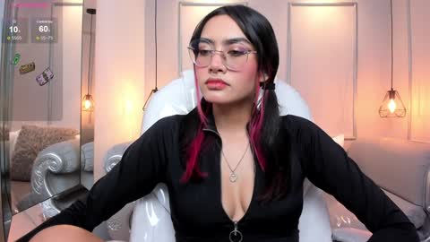 Azura online show from 10, 12, 2024