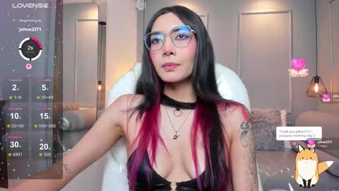 Azura online show from 1, 12, 2025