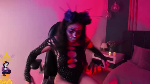 Azurra  online show from 29, 10, 2025