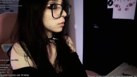 Snapshot of b0pppo chatting on 8, 1, 2025 your fuckdoll  sub girl  MORE ME  online show from 8, 1, 2025