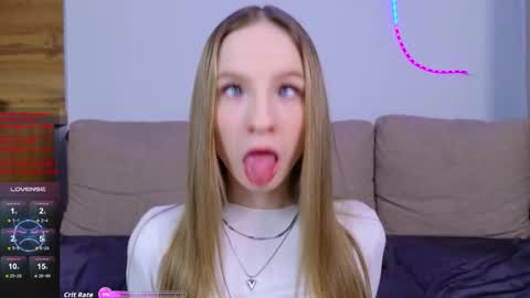 b4by_emilia online show from 20, 11, 2025