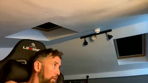 Snapshot of b4dafall44 chatting on 17, 1, 2025 b4dafall44 online show from 17, 1, 2025