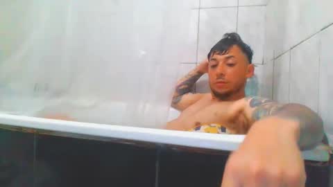 Snapshot of baadddboooy69 chatting on 8, 11, 2025 baadddboooy69 online show from 8, 11, 2025