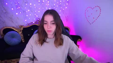 Snapshot of babe_dollie chatting on 19, 2, 2026 Babe online show from 19, 2, 2026