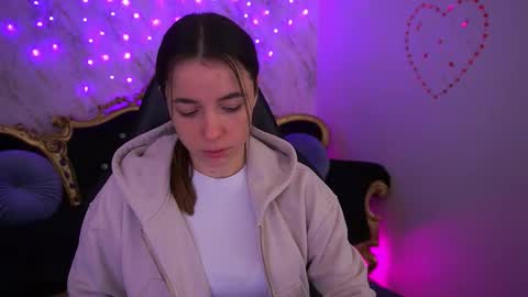 Snapshot of babe_dollie chatting on 6, 3, 2026 Babe online show from 6, 3, 2026