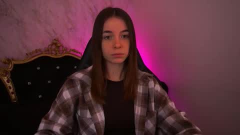 Snapshot of babe_dollie chatting on 22, 3, 2026 Babe online show from 22, 3, 2026