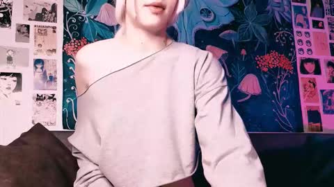 babe_moister online show from 10, 10, 2025