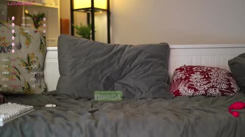 Hey  Im your angel Holly online show from 25, 1, 2025