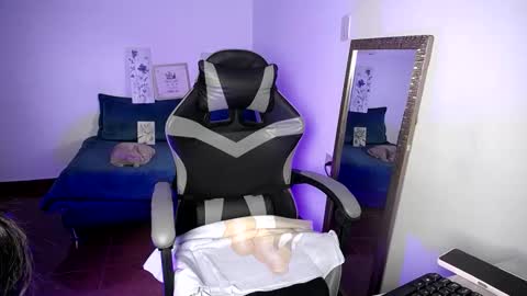 babenik_666 online show from 25, 11, 2025