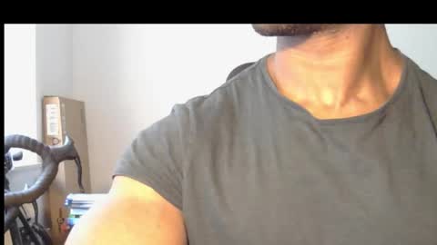 lolobobby93 online show from 25, 3, 2026