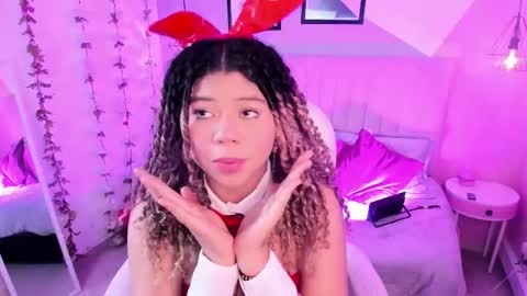 Snapshot of baby__kitty_ chatting on 17, 11, 2025 baby__kitty_ online show from 17, 11, 2025