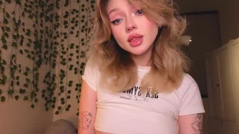 Snapshot of baby_adele chatting on 6, 3, 2025 bb adele online show from 6, 3, 2025