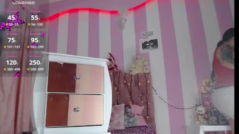 zaleya online show from 5, 12, 2025