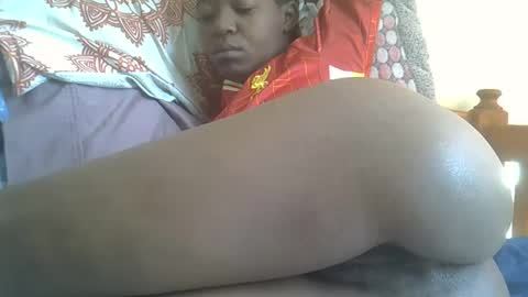 baby_facii online show from 5, 3, 2025