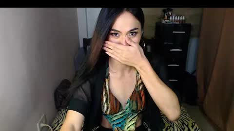 Snapshot of baby_fu chatting on 22, 10, 2025 Nathalia online show from 22, 10, 2025