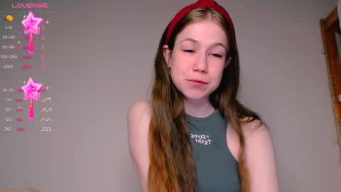 Snapshot of baby_girl_0001 chatting on 10, 3, 2025 Kira online show from 10, 3, 2025