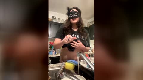 baby_girl_93 online show from 14, 12, 2025