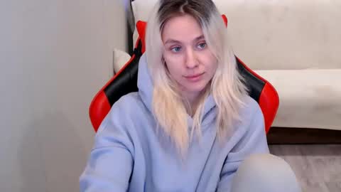 Snapshot of baby_kitte chatting on 9, 12, 2024 baby_kitte online show from 9, 12, 2024