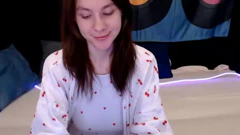 Snapshot of baby_kitte chatting on 22, 12, 2024 baby_kitte online show from 22, 12, 2024