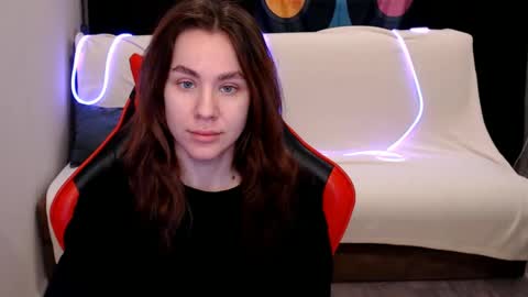 Snapshot of baby_kitte chatting on 2, 1, 2025 baby_kitte online show from 2, 1, 2025