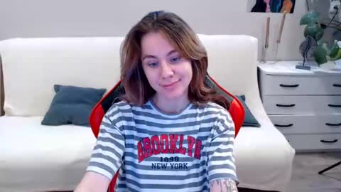 Snapshot of baby_kitte chatting on 4, 1, 2025 baby_kitte online show from 4, 1, 2025