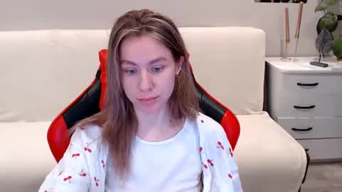 Snapshot of baby_kitte chatting on 15, 1, 2025 baby_kitte online show from 15, 1, 2025