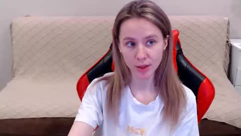 Snapshot of baby_kitte chatting on 9, 2, 2025 baby_kitte online show from 9, 2, 2025