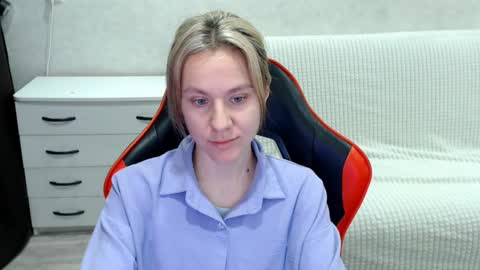 Snapshot of baby_kitte chatting on 28, 10, 2025 baby_kitte online show from 28, 10, 2025