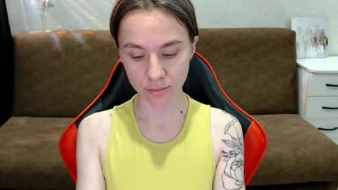 Snapshot of baby_kitte chatting on 19, 11, 2025 baby_kitte online show from 19, 11, 2025