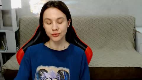 baby_kitte online show from 19, 1, 2026