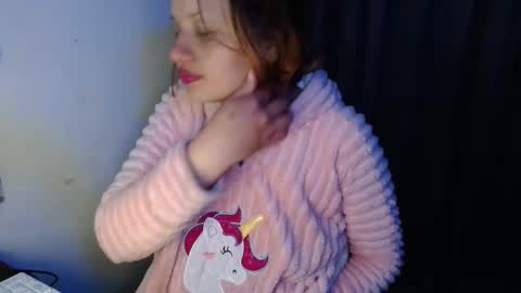 baby_lorenxs online show from 8, 10, 2025