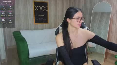 Bella online show from 4, 11, 2025