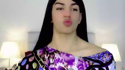 KENDALL online show from 7, 10, 2025