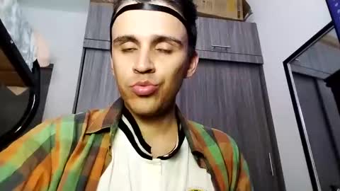 Snapshot of babydarkpink chatting on 29, 10, 2025 Dani online show from 29, 10, 2025