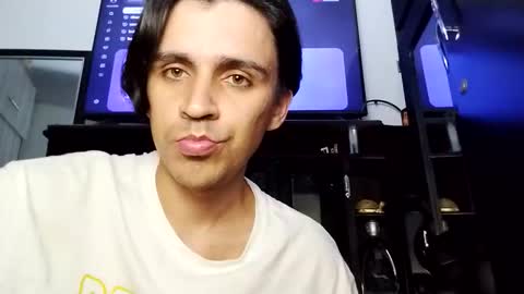 Snapshot of babydarkpink chatting on 9, 11, 2025 Dani online show from 9, 11, 2025