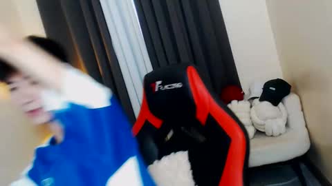 Snapshot of babymasterbater chatting on 5, 1, 2026 call me james online show from 5, 1, 2026