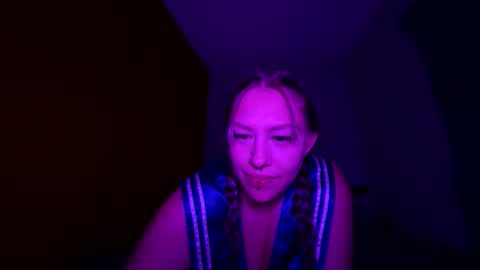 Snapshot of babymoon222 chatting on 26, 10, 2025 babymoon222 online show from 26, 10, 2025