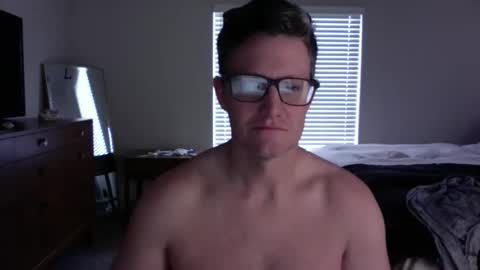 backsweatdaddy online show from 16, 12, 2025