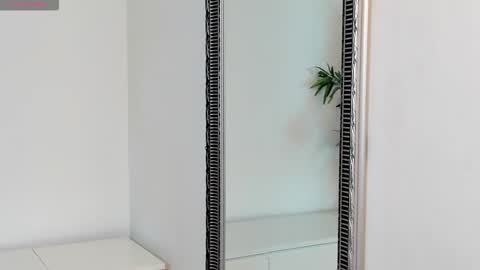 Dora online show from 3, 2, 2026