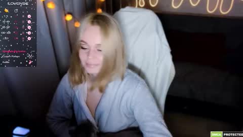 Snapshot of bad_girl009 chatting on 28, 10, 2025 Lin online show from 28, 10, 2025