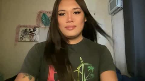 Snapshot of bad_kitty_amara chatting on 20, 3, 2026 AMARA - FOLLOW ME AND THUMBS UP online show from 20, 3, 2026