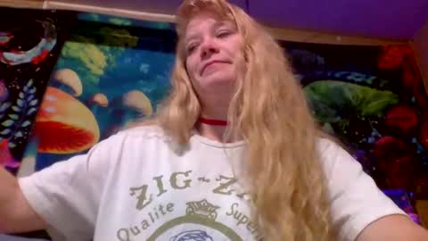 Badbitch520 online show from 19, 3, 2026