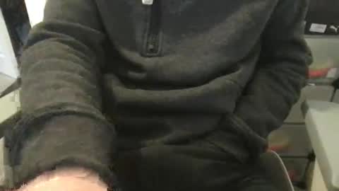 Snapshot of baddersguy13 chatting on 16, 12, 2025 baddersguy13 online show from 16, 12, 2025