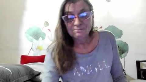 Snapshot of badgg chatting on 31, 1, 2026 Gina online show from 31, 1, 2026